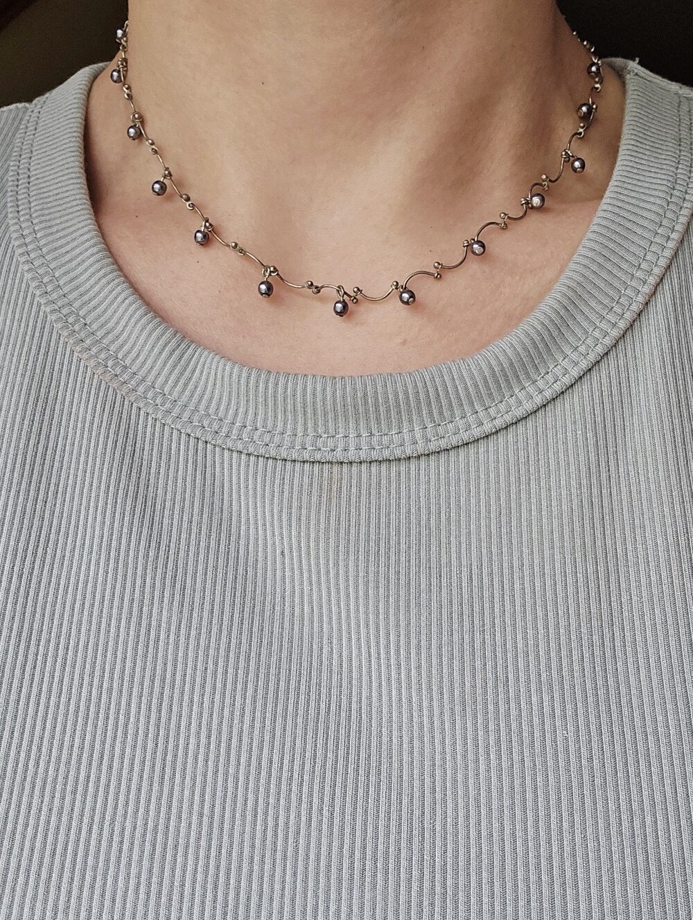Vintage 1990s Gray Pearl Station Necklace | Delicate Vintage Beaded Choker